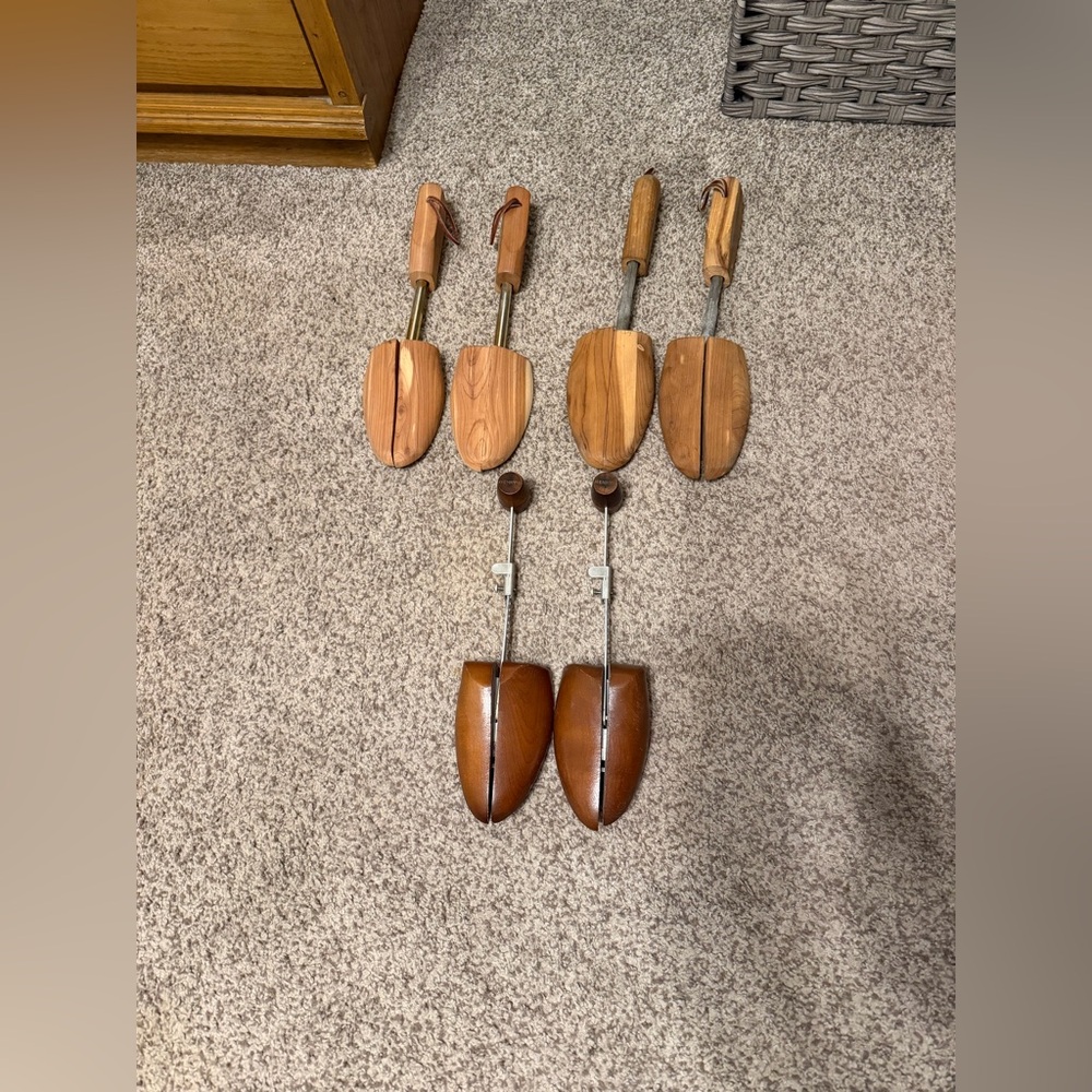 Wooden Shoe Tree - Shoe Shapers